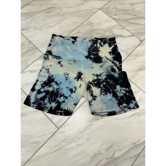 PINK Victoria's Secret Yoga Shorts Tie Dye Colorful Sport Activewear Size Medium - Picture 1 of 3